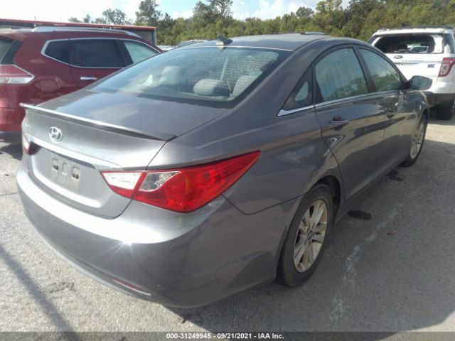 Photo 3 VIN: 5NPEB4AC6CH377813 - HYUNDAI SONATA 