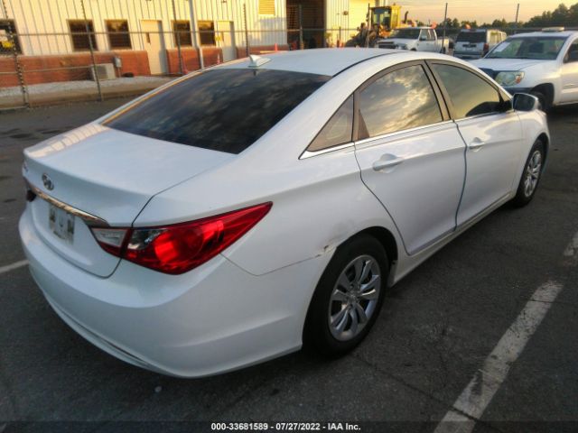 Photo 3 VIN: 5NPEB4AC6CH383093 - HYUNDAI SONATA 