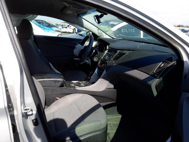 Photo 4 VIN: 5NPEB4AC6CH386334 - HYUNDAI SONATA GLS 