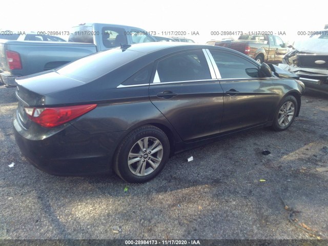 Photo 3 VIN: 5NPEB4AC6CH399715 - HYUNDAI SONATA 