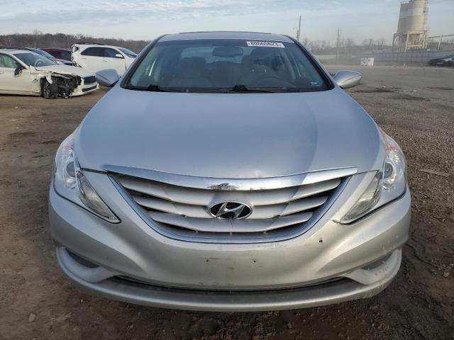 Photo 4 VIN: 5NPEB4AC6CH402998 - HYUNDAI SONATA 