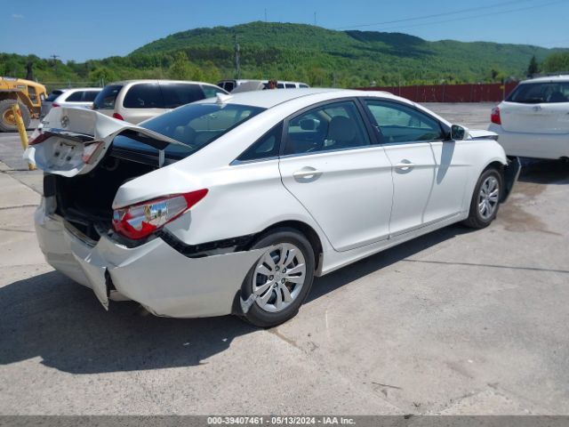 Photo 3 VIN: 5NPEB4AC6CH408364 - HYUNDAI SONATA 