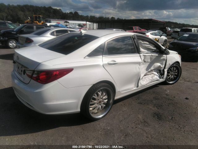 Photo 3 VIN: 5NPEB4AC6CH409059 - HYUNDAI SONATA 