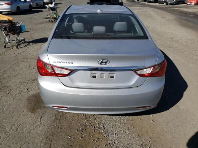 Photo 5 VIN: 5NPEB4AC6CH418084 - HYUNDAI SONATA GLS 