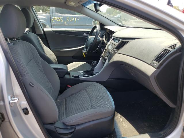 Photo 4 VIN: 5NPEB4AC6CH419428 - HYUNDAI SONATA GLS 