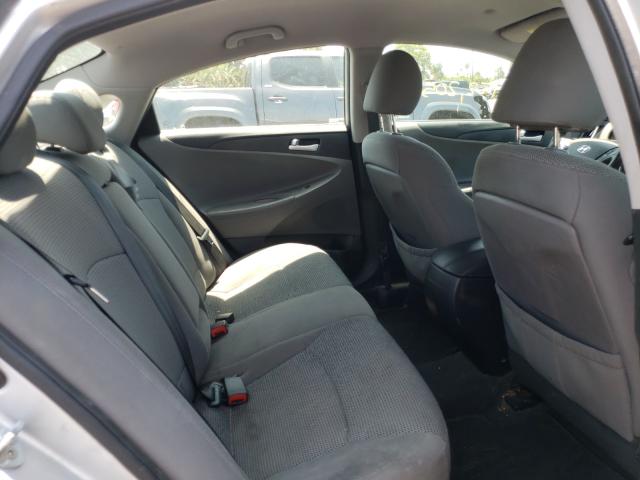 Photo 5 VIN: 5NPEB4AC6CH419428 - HYUNDAI SONATA GLS 