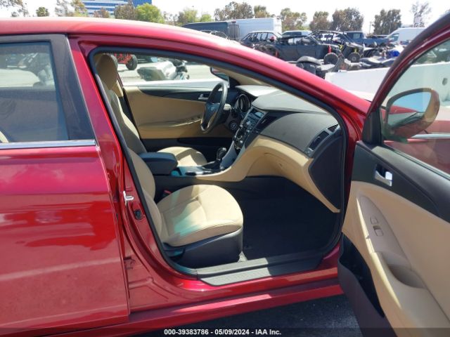 Photo 4 VIN: 5NPEB4AC6CH439131 - HYUNDAI SONATA 