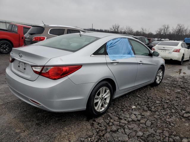 Photo 2 VIN: 5NPEB4AC6CH474347 - HYUNDAI SONATA GLS 