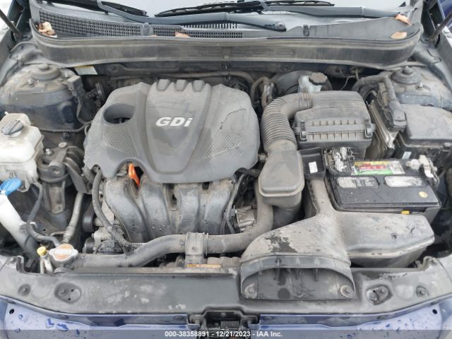 Photo 9 VIN: 5NPEB4AC6CH485204 - HYUNDAI SONATA 