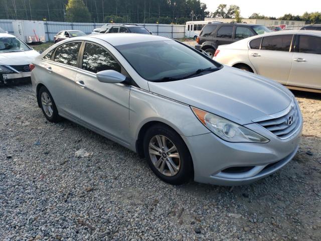 Photo 3 VIN: 5NPEB4AC6CH488748 - HYUNDAI SONATA GLS 