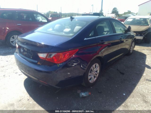 Photo 3 VIN: 5NPEB4AC6CH488846 - HYUNDAI SONATA 