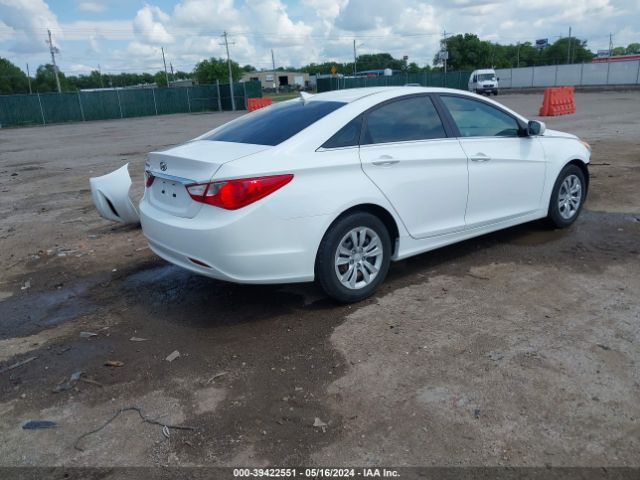 Photo 3 VIN: 5NPEB4AC6CH488927 - HYUNDAI SONATA 