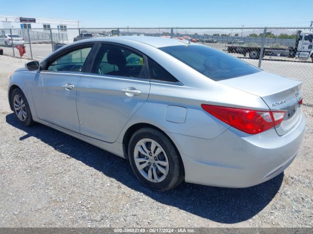 Photo 2 VIN: 5NPEB4AC6CH489219 - HYUNDAI SONATA 