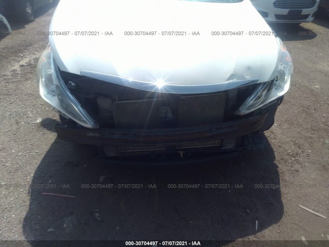 Photo 5 VIN: 5NPEB4AC6CH493657 - HYUNDAI SONATA 