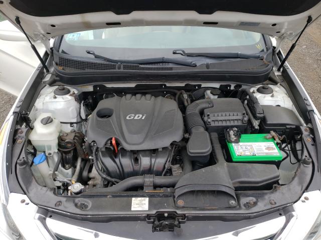 Photo 6 VIN: 5NPEB4AC6CH500560 - HYUNDAI SONATA GLS 