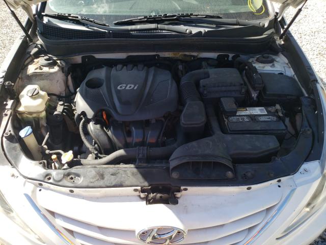 Photo 6 VIN: 5NPEB4AC6DH504724 - HYUNDAI SONATA GLS 