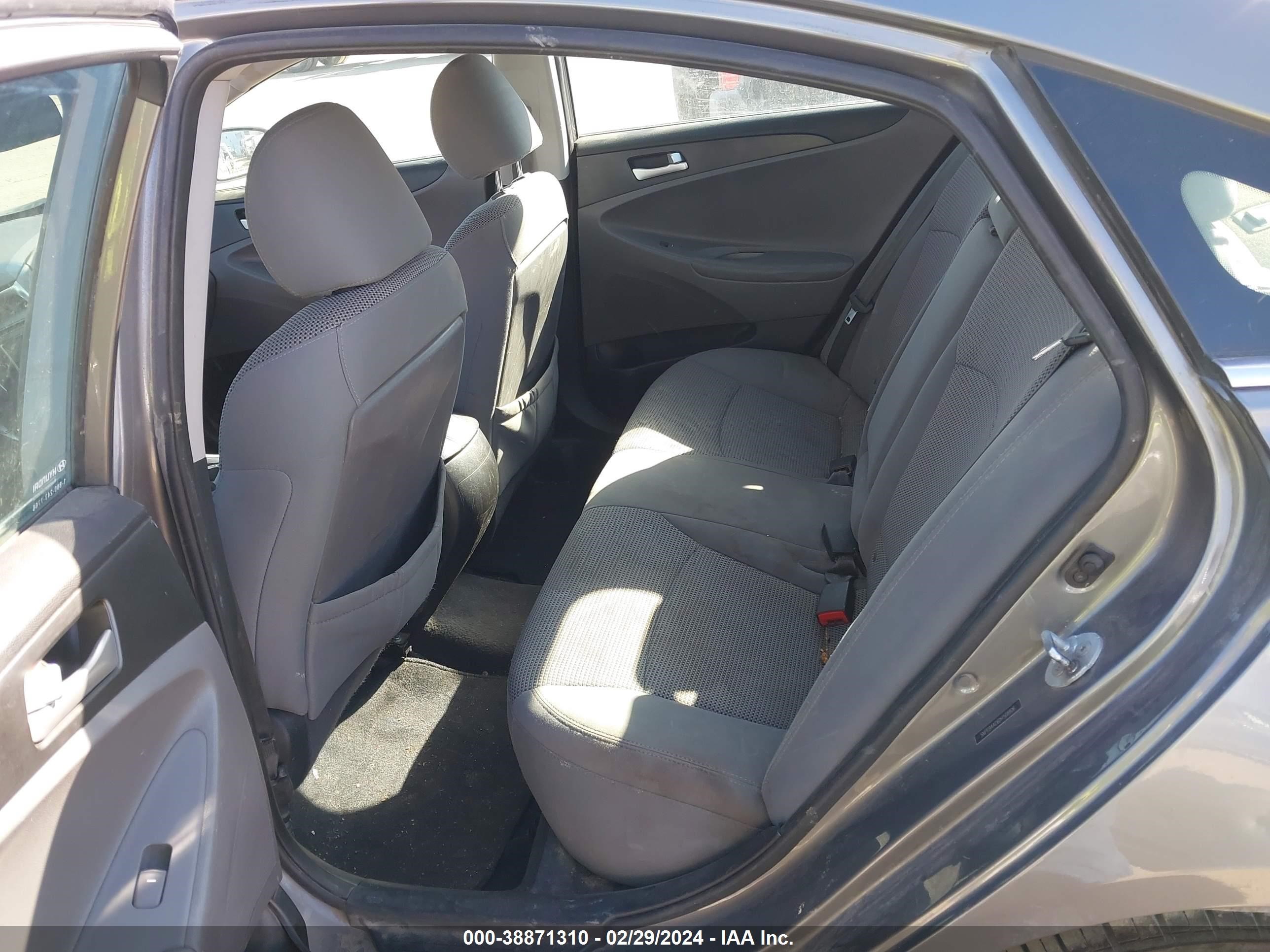 Photo 7 VIN: 5NPEB4AC6DH508806 - HYUNDAI SONATA 