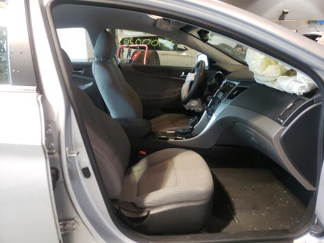 Photo 4 VIN: 5NPEB4AC6DH509230 - HYUNDAI SONATA GLS 