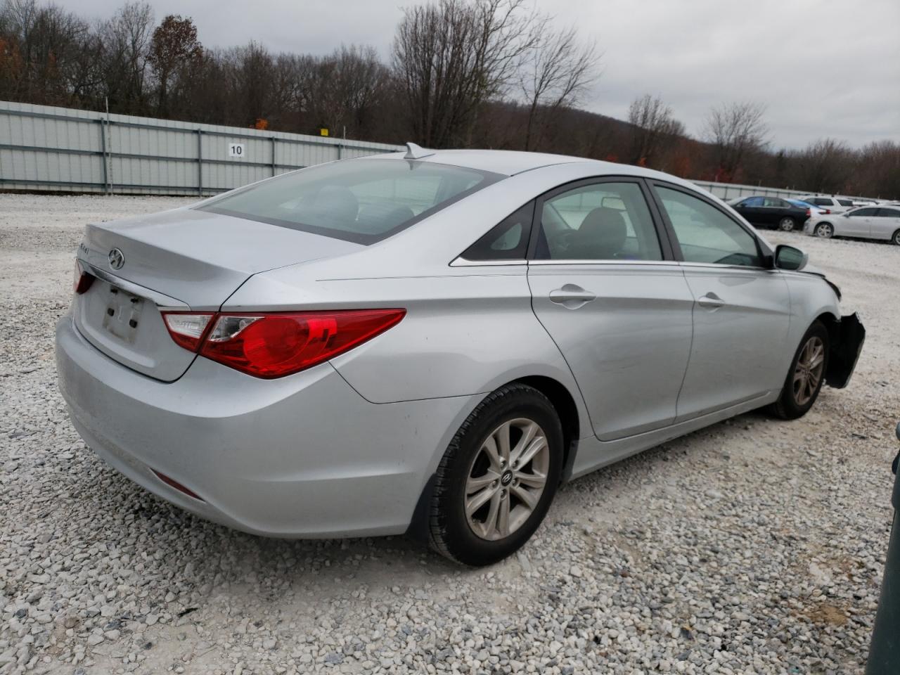 Photo 2 VIN: 5NPEB4AC6DH526769 - HYUNDAI SONATA 