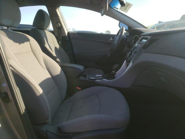 Photo 4 VIN: 5NPEB4AC6DH527601 - HYUNDAI SONATA GLS 