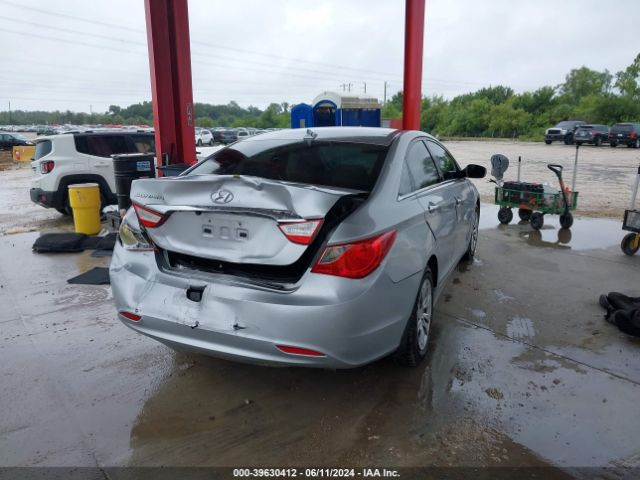 Photo 3 VIN: 5NPEB4AC6DH540686 - HYUNDAI SONATA 