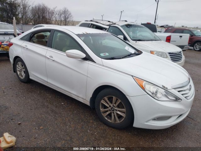 Photo 0 VIN: 5NPEB4AC6DH550568 - HYUNDAI SONATA 