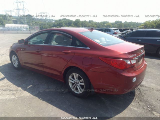 Photo 2 VIN: 5NPEB4AC6DH550666 - HYUNDAI SONATA 