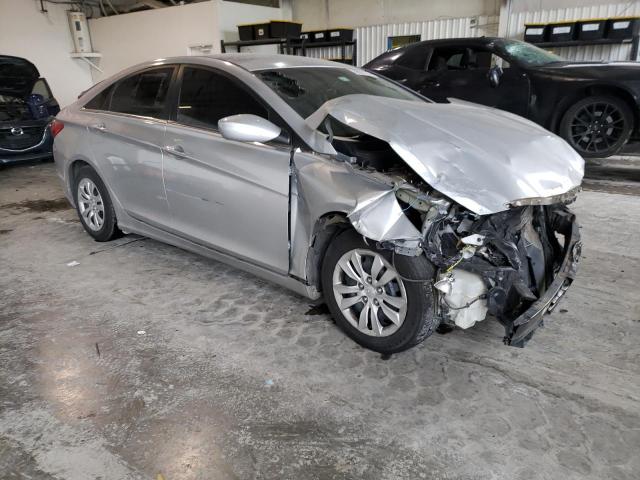 Photo 3 VIN: 5NPEB4AC6DH572585 - HYUNDAI SONATA GLS 