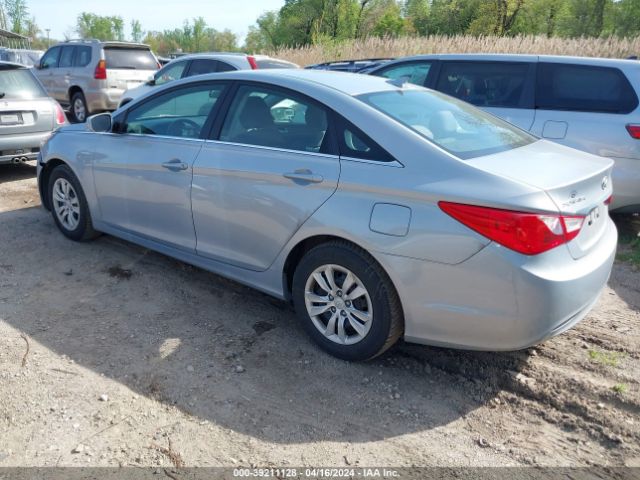 Photo 2 VIN: 5NPEB4AC6DH573185 - HYUNDAI SONATA 