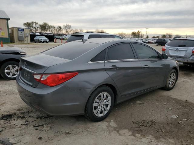 Photo 2 VIN: 5NPEB4AC6DH582310 - HYUNDAI SONATA GLS 