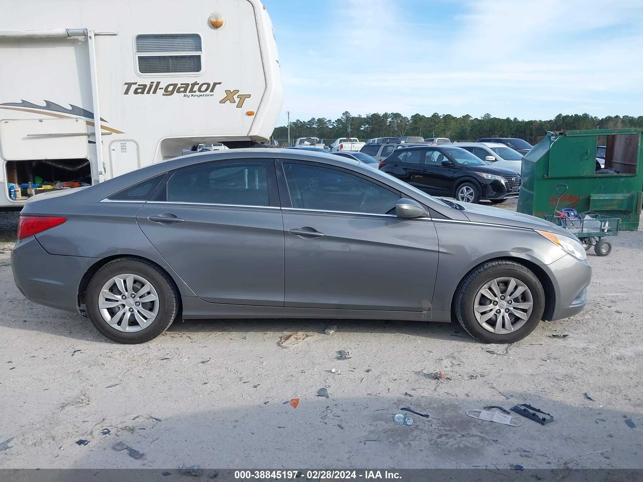 Photo 12 VIN: 5NPEB4AC6DH583277 - HYUNDAI SONATA 