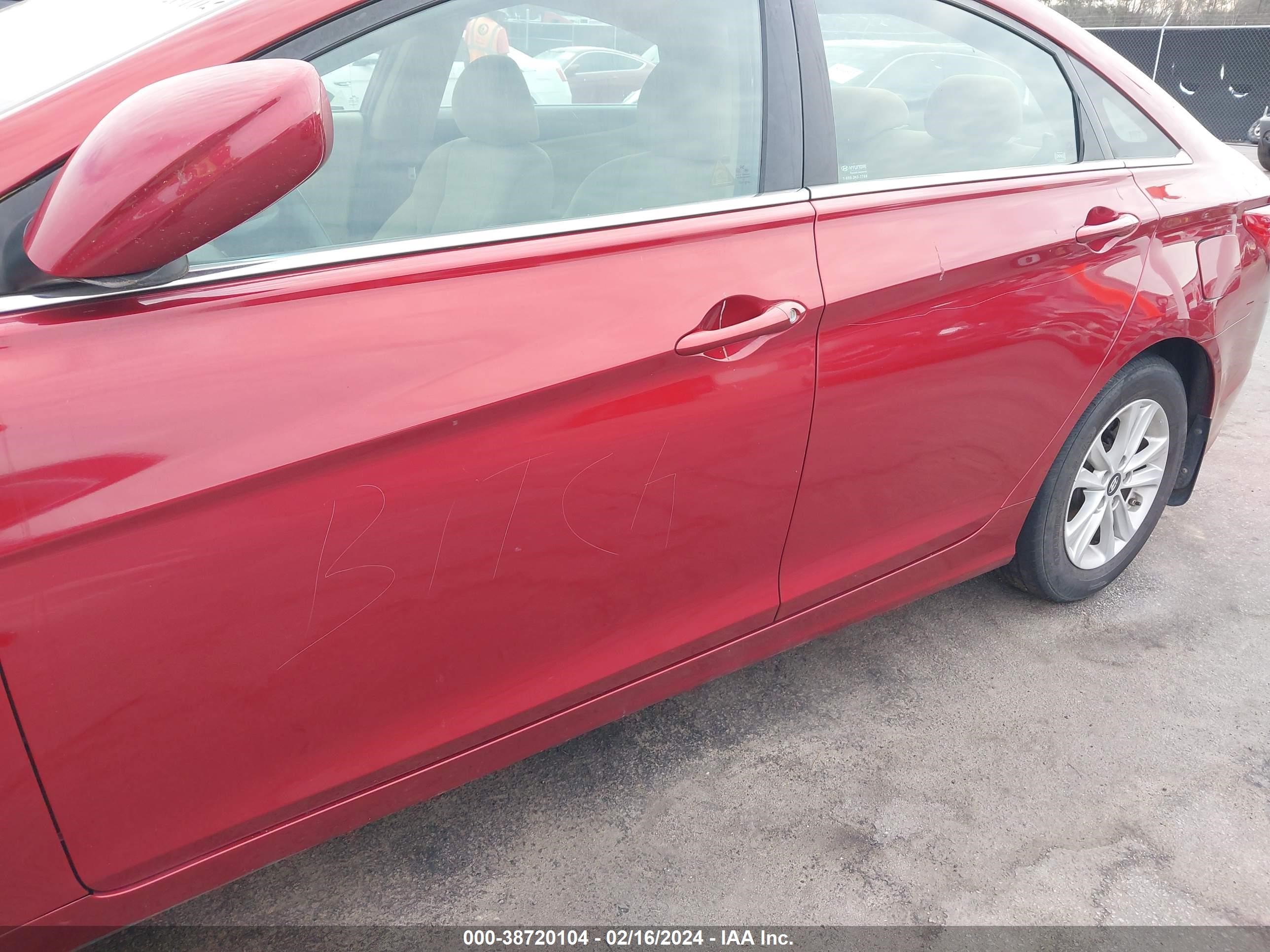 Photo 16 VIN: 5NPEB4AC6DH585515 - HYUNDAI SONATA 