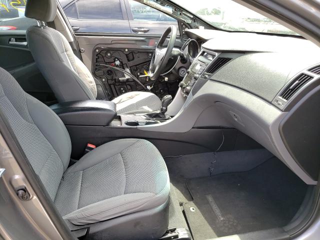 Photo 4 VIN: 5NPEB4AC6DH591685 - HYUNDAI SONATA GLS 