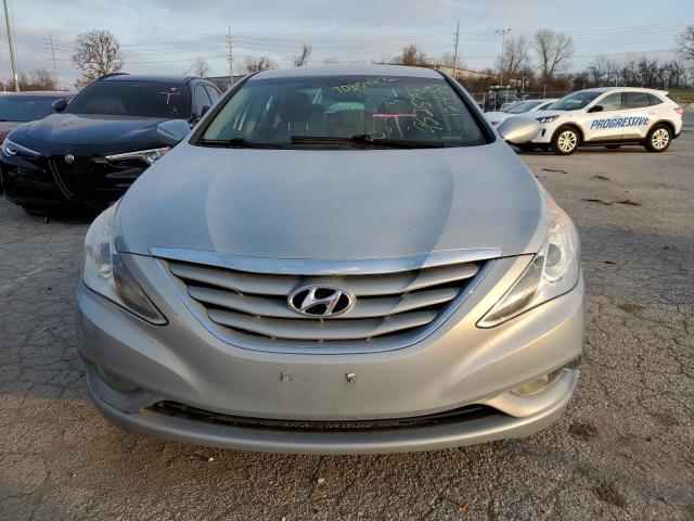 Photo 4 VIN: 5NPEB4AC6DH607612 - HYUNDAI SONATA GLS 