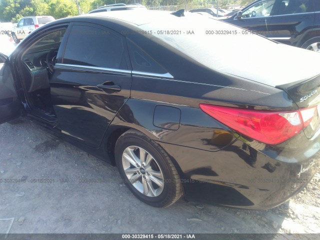 Photo 2 VIN: 5NPEB4AC6DH610851 - HYUNDAI SONATA 