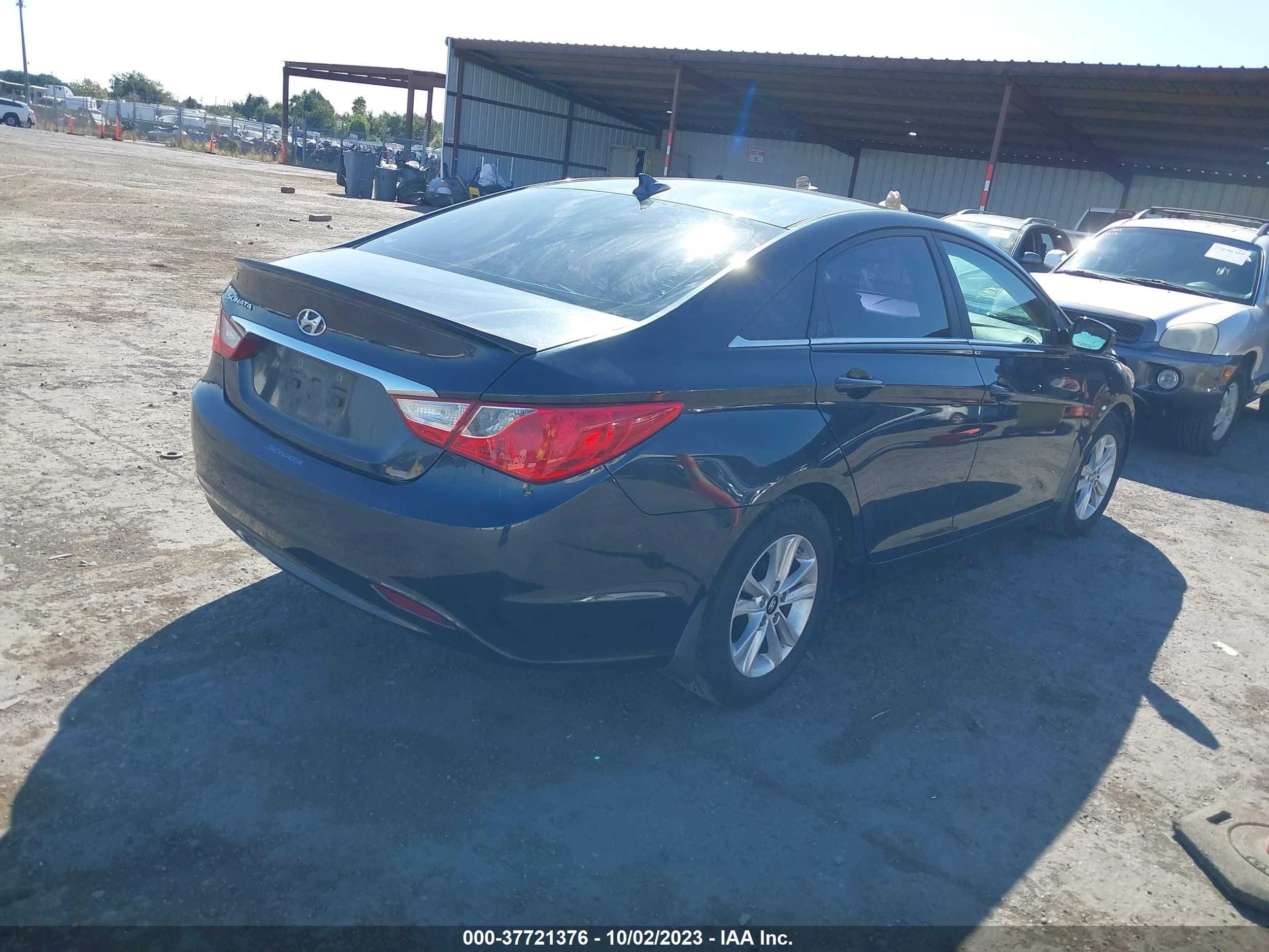 Photo 3 VIN: 5NPEB4AC6DH612258 - HYUNDAI SONATA 