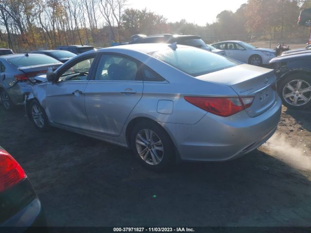 Photo 2 VIN: 5NPEB4AC6DH636656 - HYUNDAI SONATA 