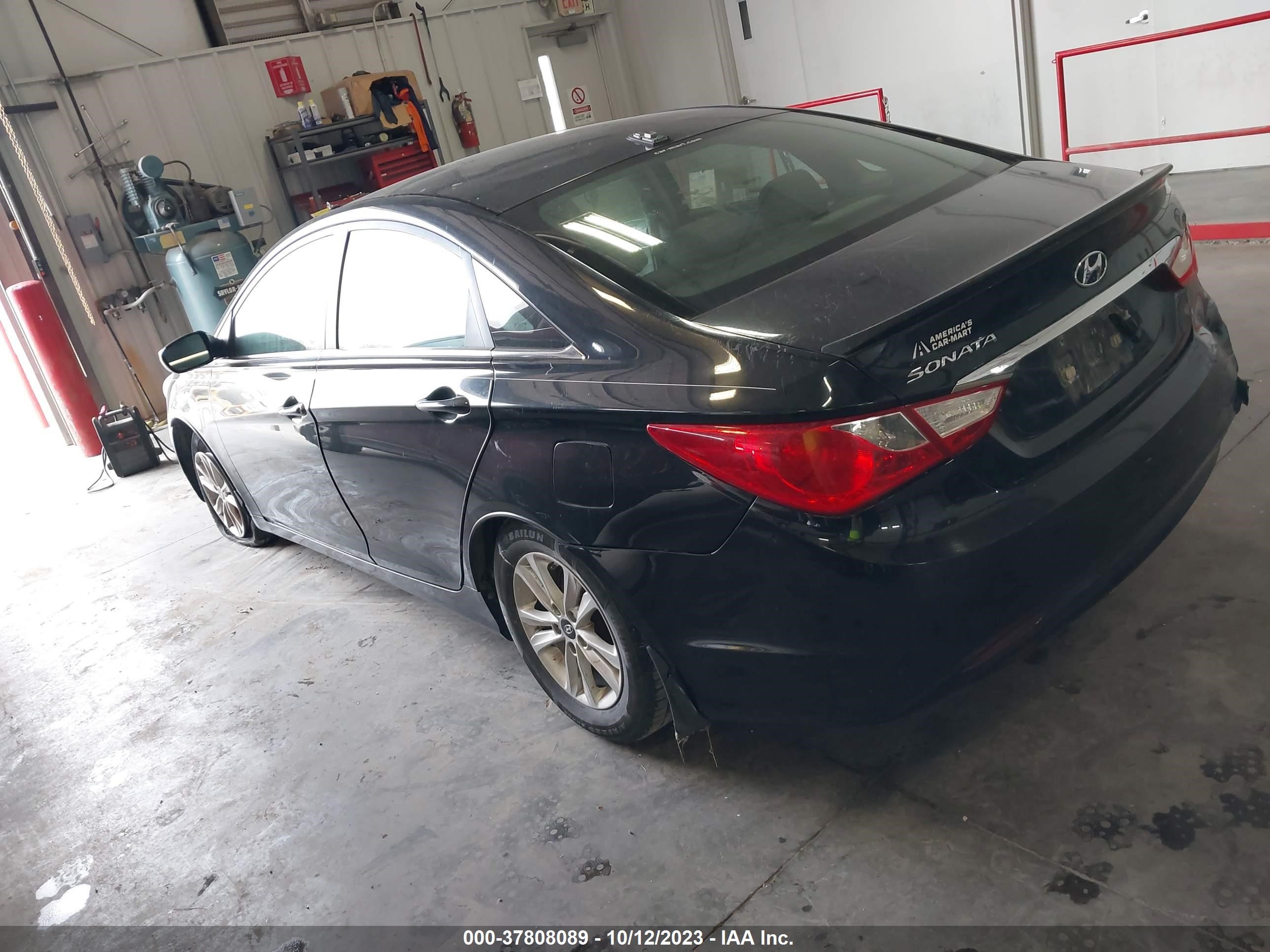 Photo 2 VIN: 5NPEB4AC6DH654395 - HYUNDAI SONATA 