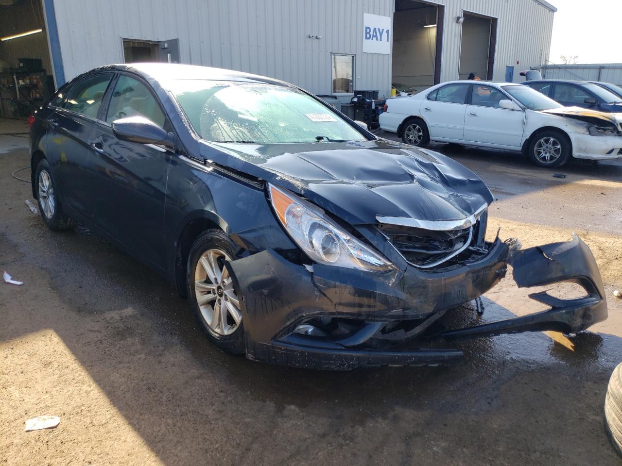 Photo 3 VIN: 5NPEB4AC6DH657961 - HYUNDAI SONATA 