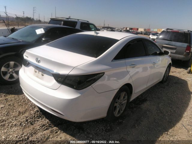 Photo 3 VIN: 5NPEB4AC6DH665168 - HYUNDAI SONATA 