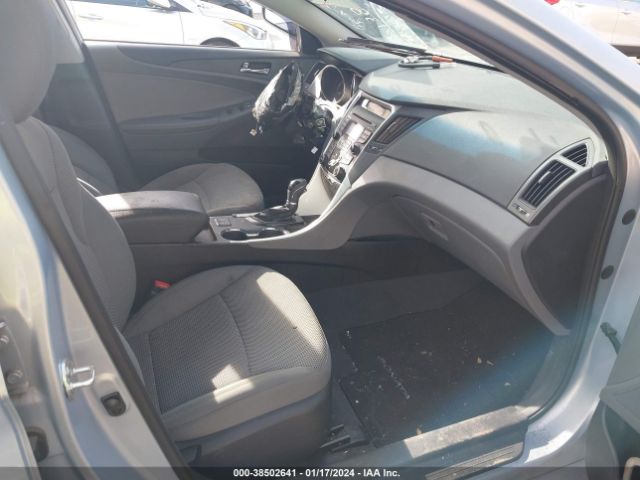 Photo 4 VIN: 5NPEB4AC6DH685064 - HYUNDAI SONATA 