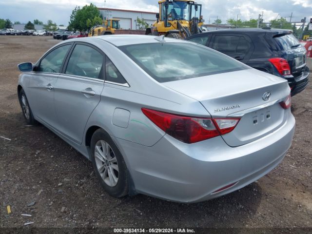 Photo 2 VIN: 5NPEB4AC6DH690216 - HYUNDAI SONATA 