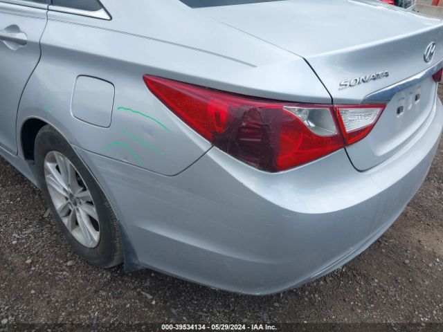 Photo 5 VIN: 5NPEB4AC6DH690216 - HYUNDAI SONATA 