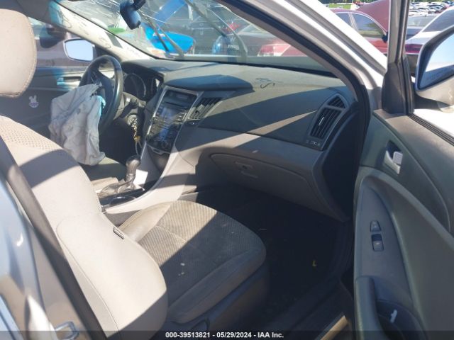 Photo 4 VIN: 5NPEB4AC6DH693682 - HYUNDAI SONATA 