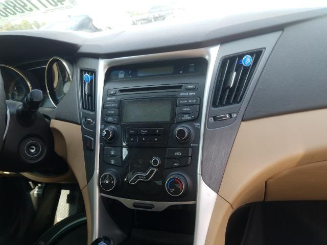 Photo 8 VIN: 5NPEB4AC6DH711131 - HYUNDAI SONATA GLS 