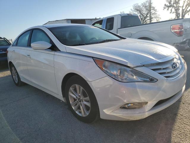 Photo 3 VIN: 5NPEB4AC6DH713350 - HYUNDAI SONATA GLS 