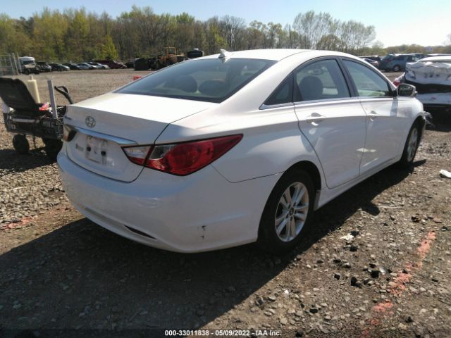 Photo 3 VIN: 5NPEB4AC6DH723490 - HYUNDAI SONATA 