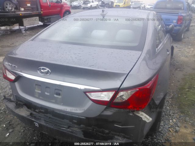 Photo 3 VIN: 5NPEB4AC6DH731251 - HYUNDAI SONATA 