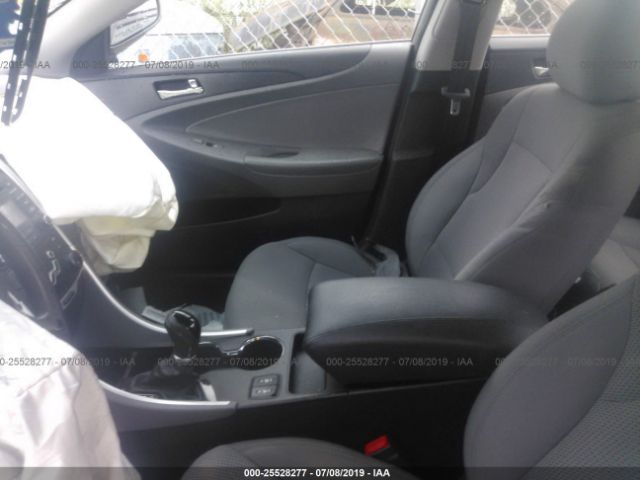 Photo 4 VIN: 5NPEB4AC6DH731251 - HYUNDAI SONATA 