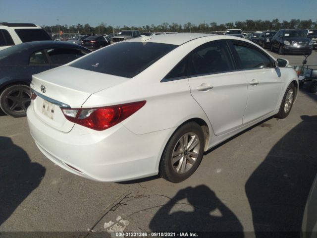 Photo 3 VIN: 5NPEB4AC6DH731556 - HYUNDAI SONATA 